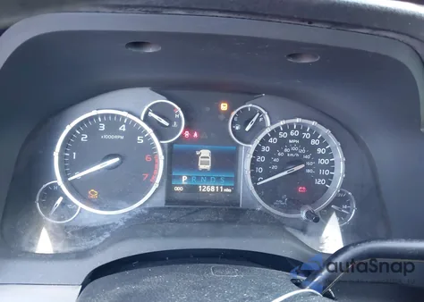 2014 Toyota Tundra Sr5 5.7L V8 z USA, uszkodzony, nr VIN 5TFUW5F18EX330223